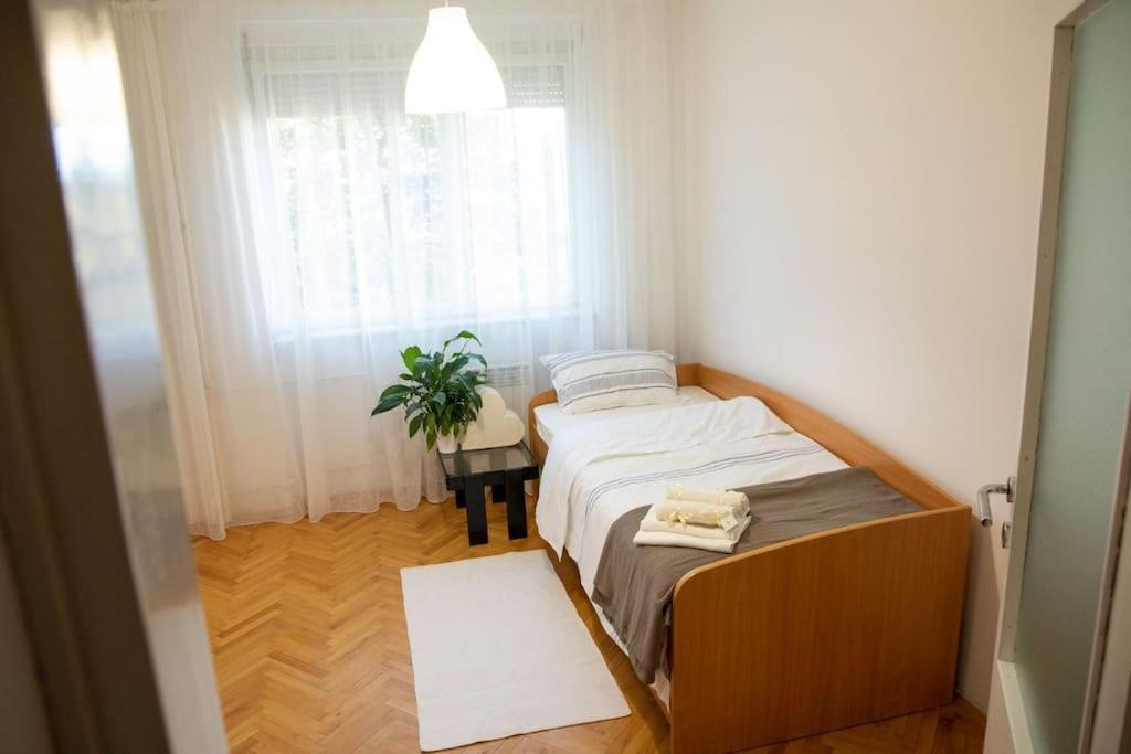 Dora Apartment Ni Extérieur photo