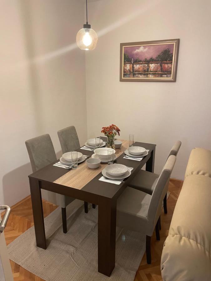 Dora Apartment Ni Extérieur photo